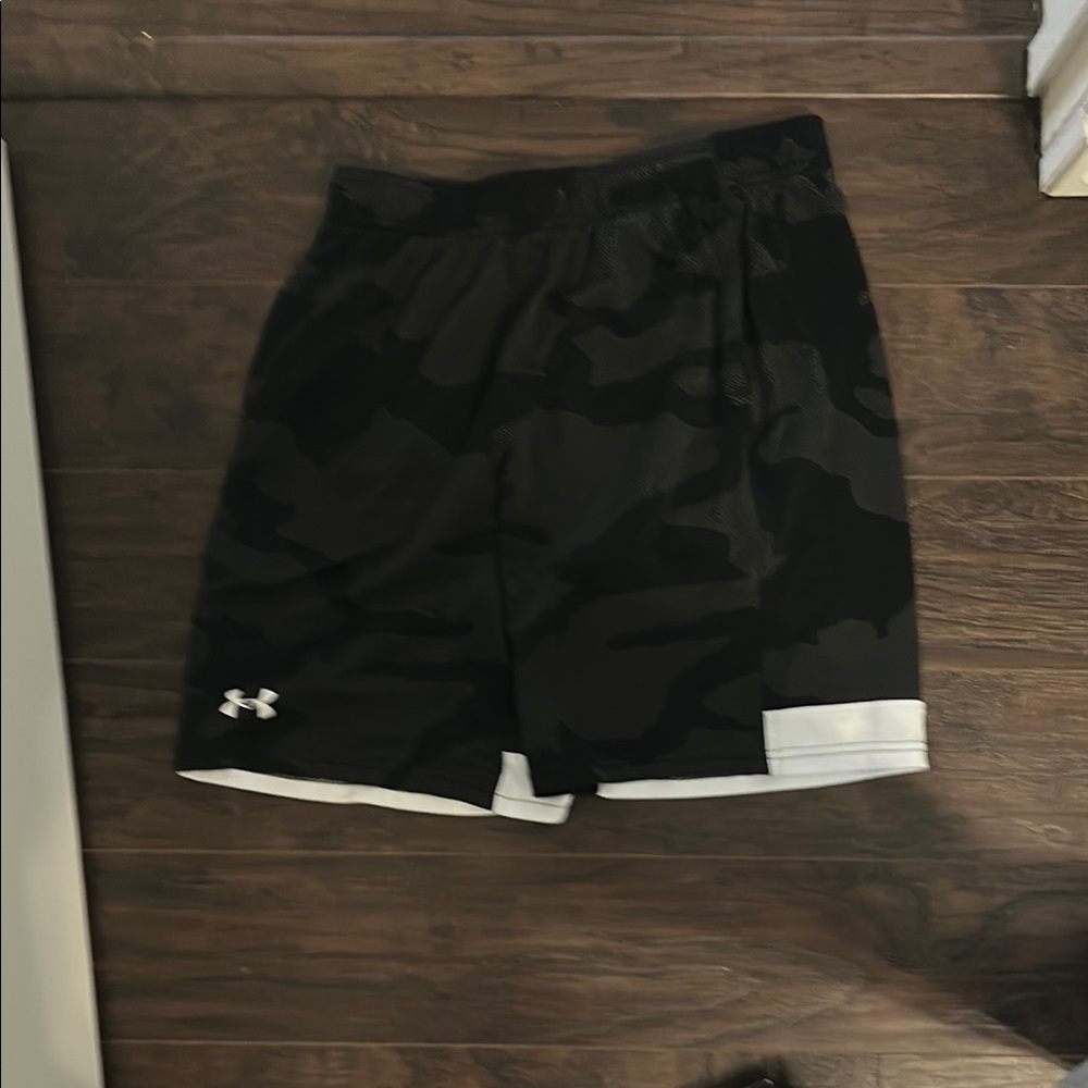 Under Armour Black and Gray Athletic Shorts - Picture 1 of 2